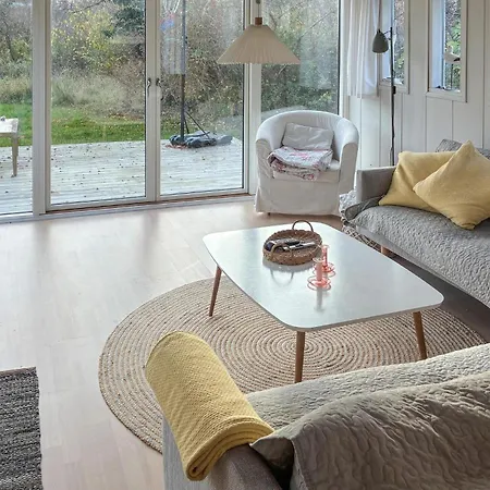 2 Bedroom Amazing In Hébergement de vacances