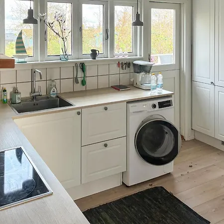 Сasa de vacaciones 2 Bedroom Amazing In *