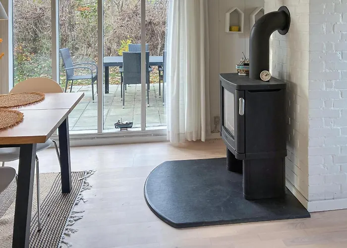 2 Bedroom Amazing In Casa vacanze *